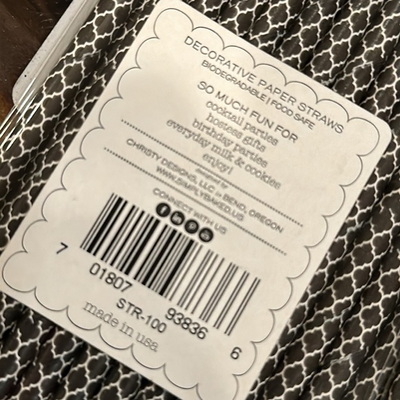 New Paper Party straws 75 ct Bundle Black & white made in USA - Picture 4 of 7
